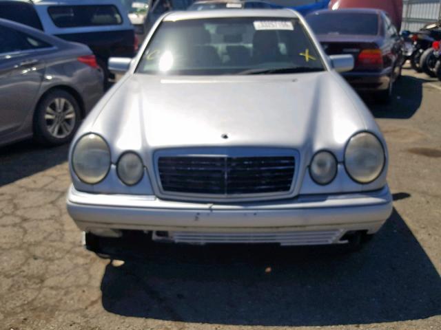 WDBJF72F4VA491802 - 1997 MERCEDES-BENZ E 420 SILVER photo 9