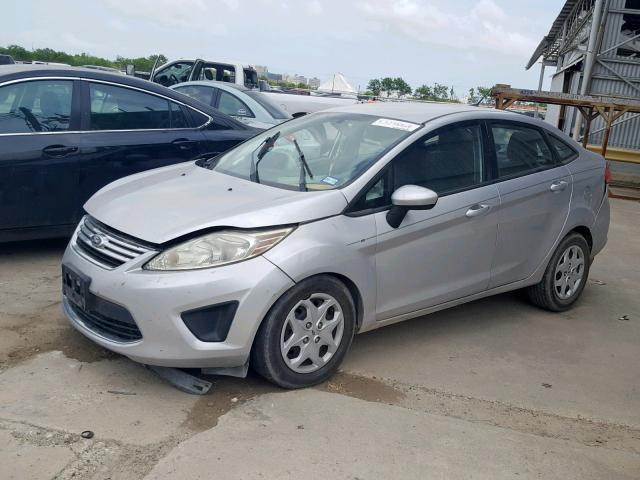 3FADP4BJ6BM226141 - 2011 FORD FIESTA SE SILVER photo 2