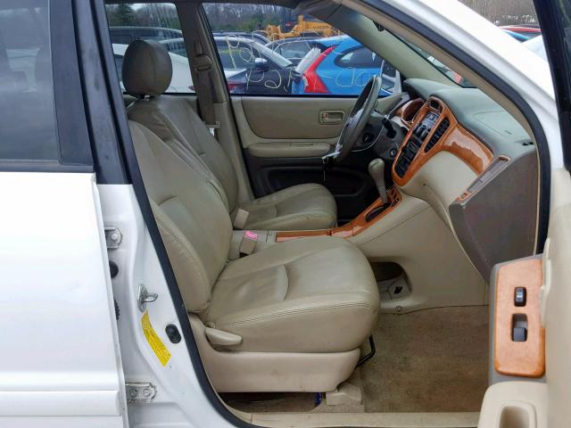 JTEDW21A460011624 - 2006 TOYOTA HIGHLANDER WHITE photo 5