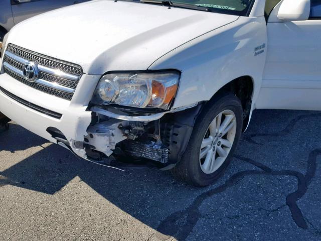 JTEDW21A460011624 - 2006 TOYOTA HIGHLANDER WHITE photo 9