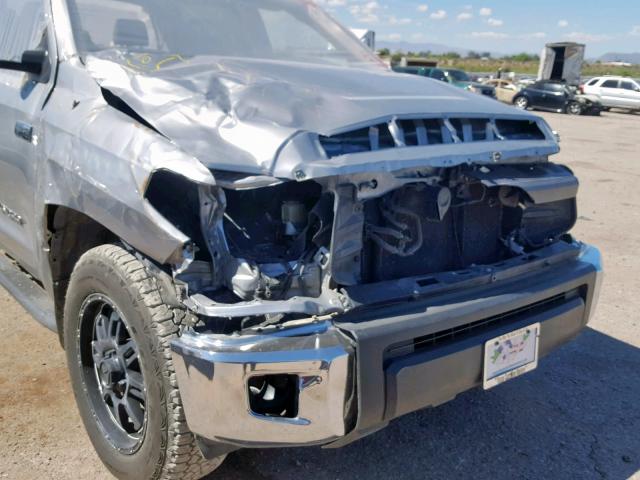 5TFDW5F11FX483043 - 2015 TOYOTA TUNDRA CRE SILVER photo 9