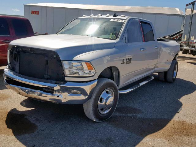 3C63RRHL8HG752064 - 2017 RAM 3500 SLT SILVER photo 2