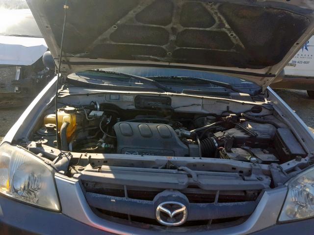 4F2CZ06104KM06129 - 2004 MAZDA TRIBUTE ES 银色 照片 7