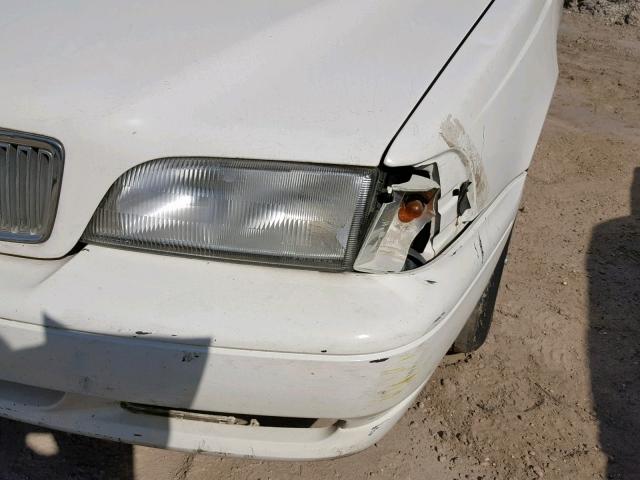 YV1LW5571W2447913 - 1998 VOLVO V70 WHITE photo 9