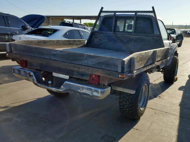 JT4VN02D4L2000986 - 1990 TOYOTA PICKUP 1/2 TWO TONE photo 4