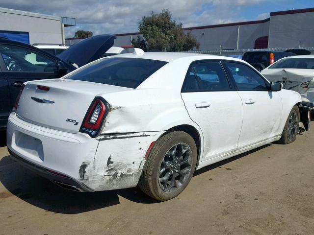 2C3CCAGG5KH517407 - 2019 CHRYSLER 300 S WHITE photo 4