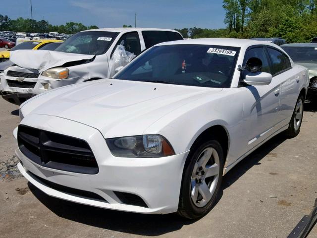 2C3CDXAT6EH203453 - 2014 DODGE CHARGER PO WHITE photo 2