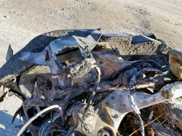 WB1044004DZW22045 - 2013 BMW R1200 RT BLACK photo 8