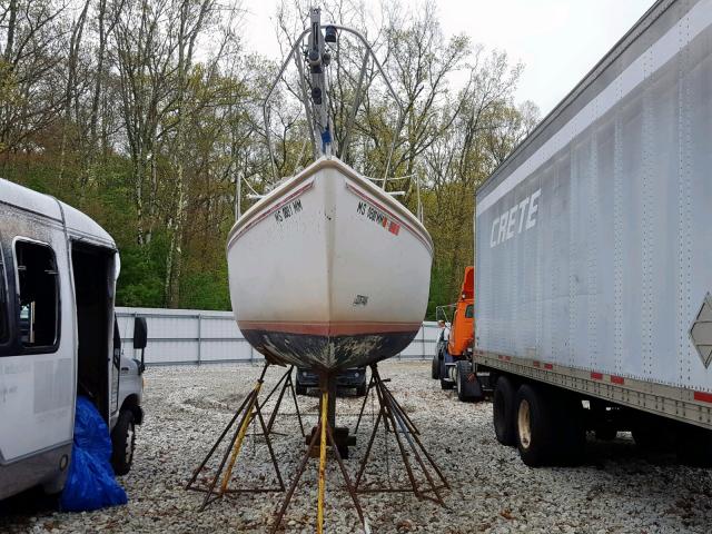 CTYK3915M83K - 1983 CCHM SAILBOAT WHITE photo 5