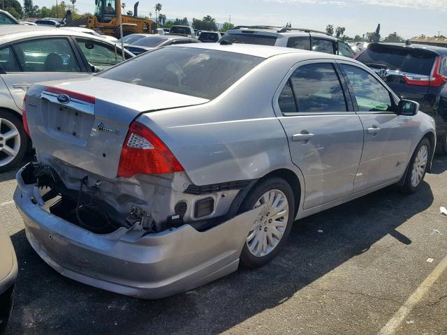 3FADP0L30AR234746 - 2010 FORD FUSION HYB SILVER photo 4