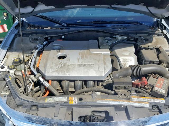 3FADP0L30AR234746 - 2010 FORD FUSION HYB SILVER photo 7