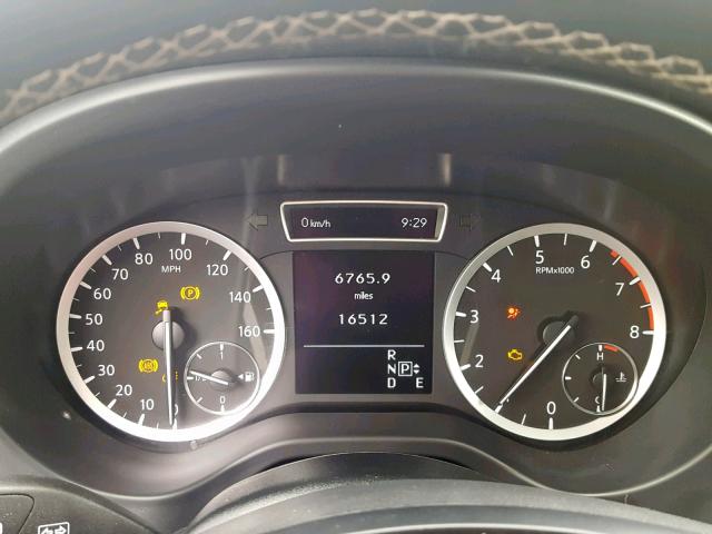 SJKCH5CR5JA055324 - 2018 INFINITI QX30 BASE BLACK photo 8