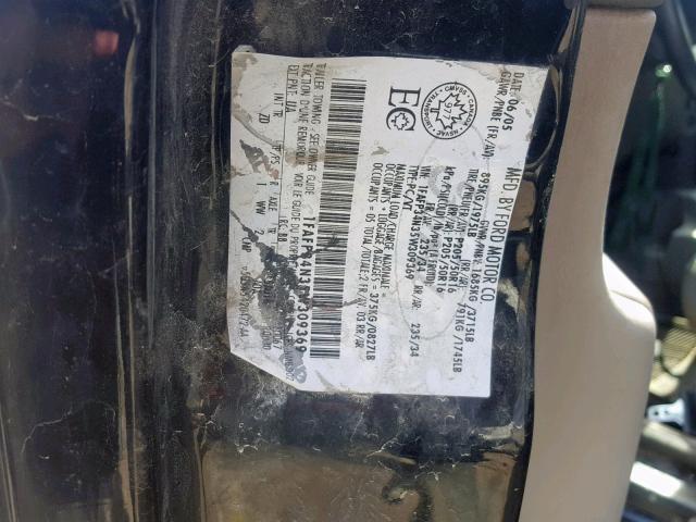 1FAFP34N35W309369 - 2005 FORD FOCUS ZX4 BLACK photo 10