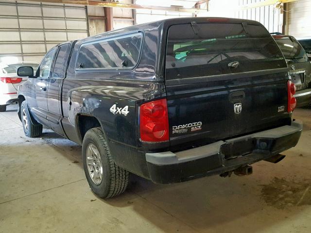 1D7HW42N45S315967 - 2005 DODGE DAKOTA SLT BLACK photo 3