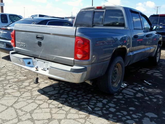 1D7HW28K57S270624 - 2007 DODGE DAKOTA QUA GRAY photo 4