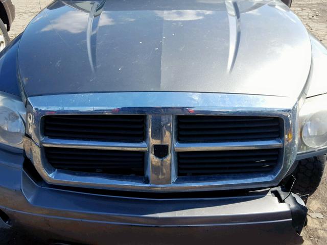 1D7HW28K57S270624 - 2007 DODGE DAKOTA QUA GRAY photo 7