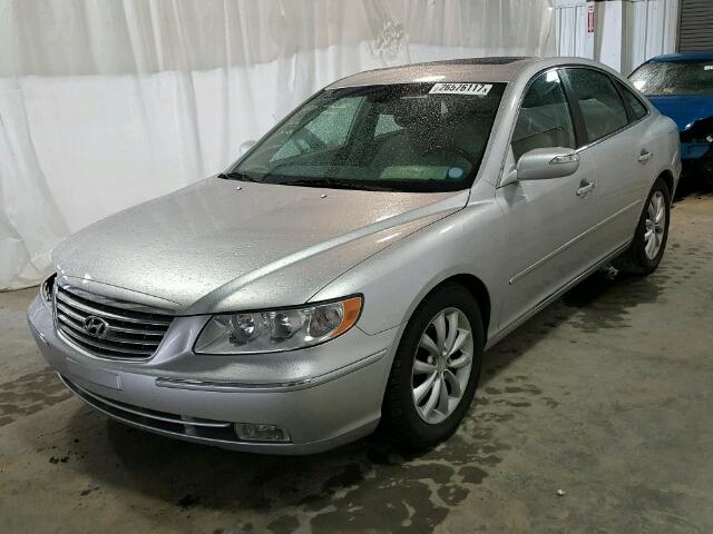 KMHFC46F48A332366 - 2008 HYUNDAI AZERA SE SILVER photo 2