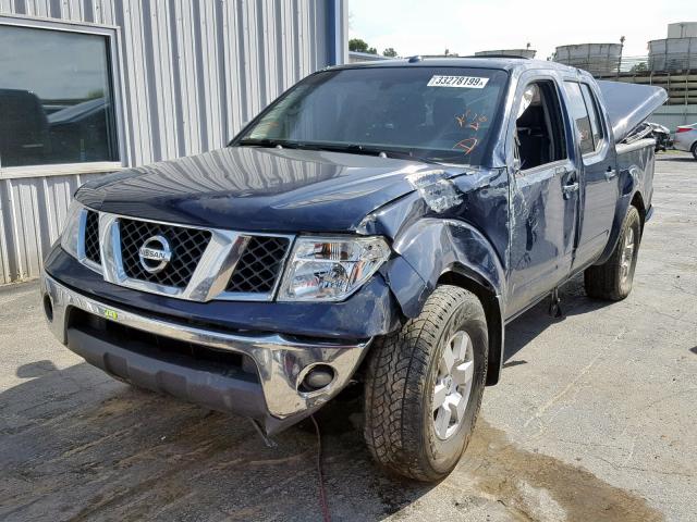 1N6AD07W16C426612 - 2006 NISSAN FRONTIER C BLUE photo 2