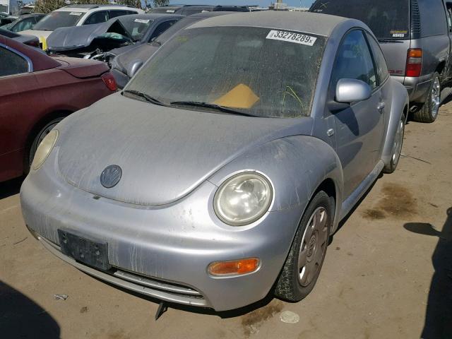 3VWBC21C0YM458521 - 2000 VOLKSWAGEN NEW BEETLE Gümüş foto 2