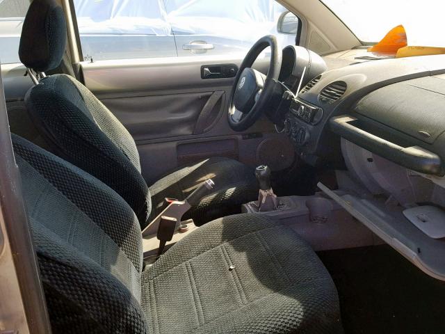 3VWBC21C0YM458521 - 2000 VOLKSWAGEN NEW BEETLE Gümüş foto 5