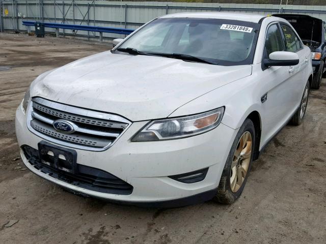 1FAHP2EW7BG129490 - 2011 FORD TAURUS SEL WHITE photo 2