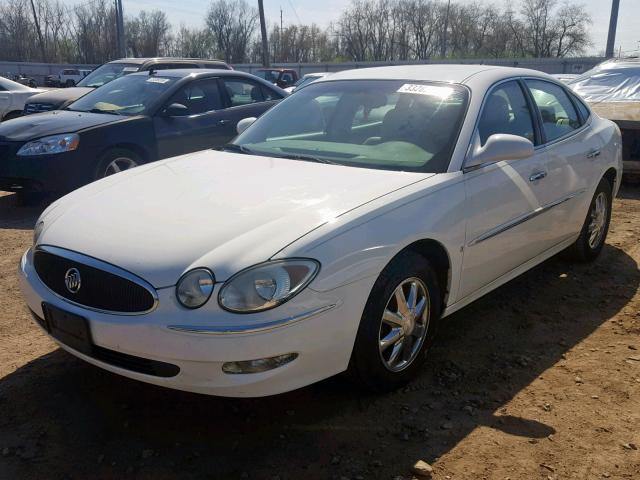 2G4WD582561166962 - 2006 BUICK LACROSSE C WHITE photo 2