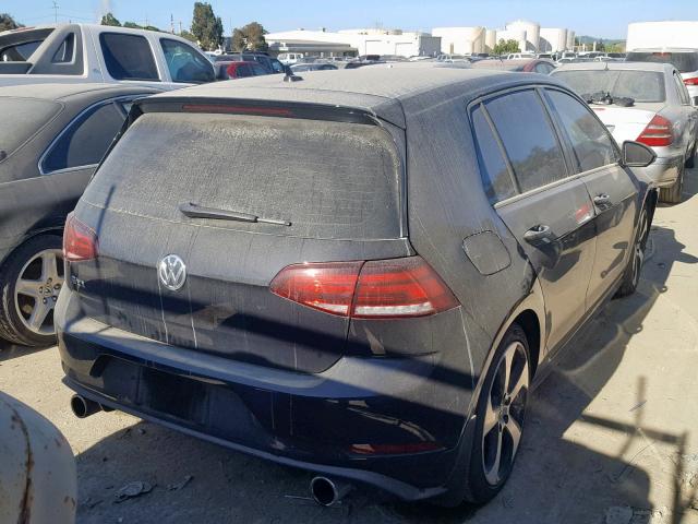 3VW447AU6JM277683 - 2018 VOLKSWAGEN GTI S/SE BLACK photo 4