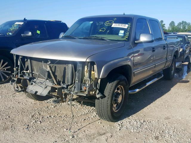 1GCGC13U11F168349 - 2001 CHEVROLET SILVERADO TAN photo 2