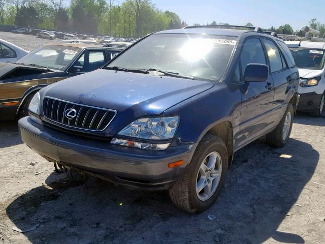 JTJGF10U520120074 - 2002 LEXUS RX 300 BLUE photo 2