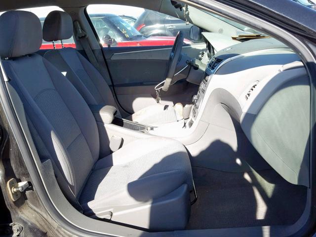 1G1ZG57B59F254460 - 2009 CHEVROLET MALIBU LS BLUE photo 5