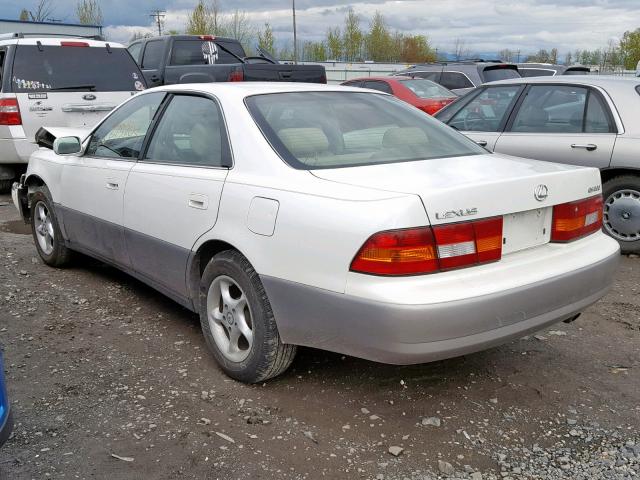 JT8BF22G3V0050149 - 1997 LEXUS ES 300 WHITE photo 3