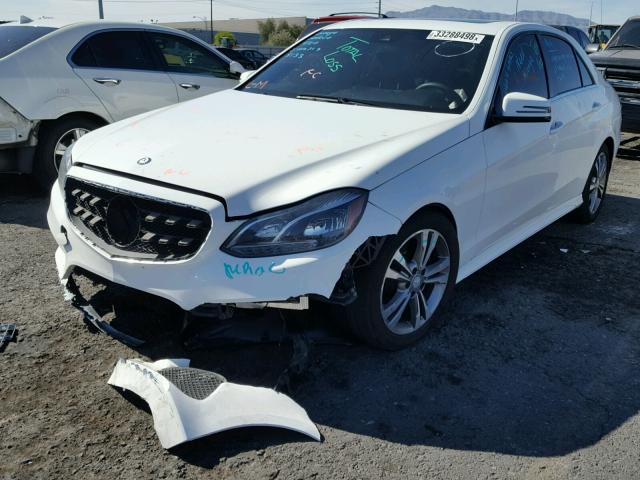 WDDHF9FB7EA829203 - 2014 MERCEDES-BENZ E 400 HYBR WHITE photo 2