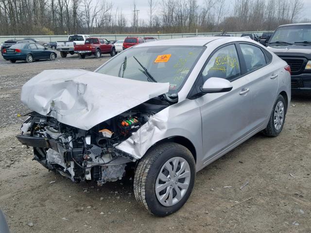 3KPC24A36KE057238 - 2019 HYUNDAI ACCENT SE SILVER photo 2