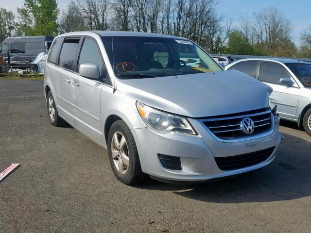 2V8HW34129R582700 - 2009 VOLKSWAGEN ROUTAN SE SILVER photo 1