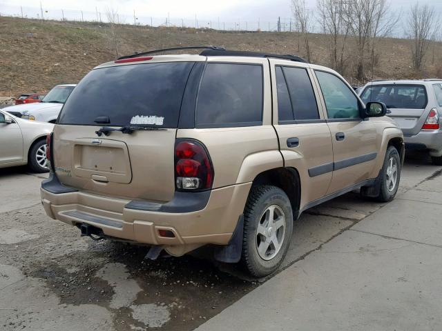 1GNDT13S052232581 - 2005 CHEVROLET TRAILBLAZE GOLD photo 4