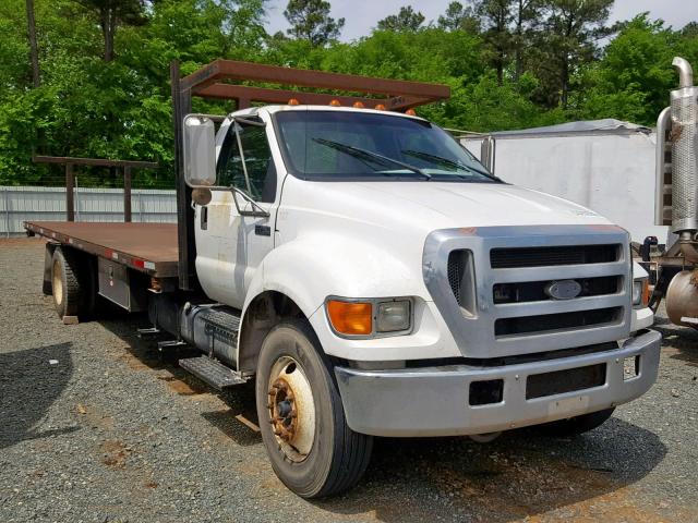 3FRXF75N67V508584 - 2007 FORD F750 SUPER WHITE photo 1