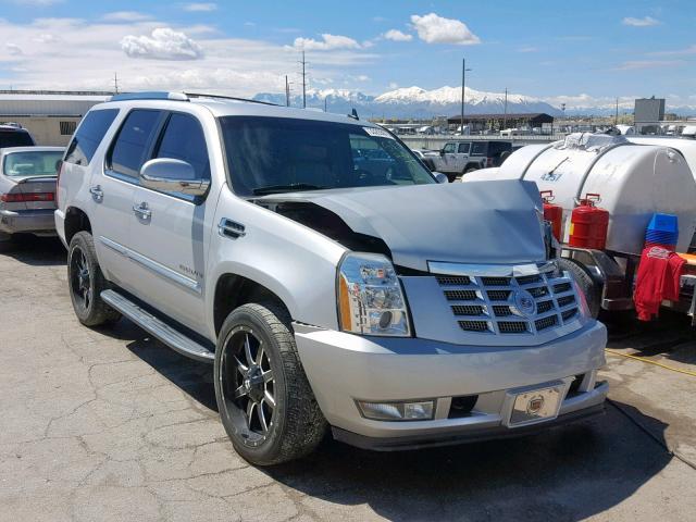 1GYS4AEF3BR257050 - 2011 CADILLAC ESCALADE SILVER photo 1