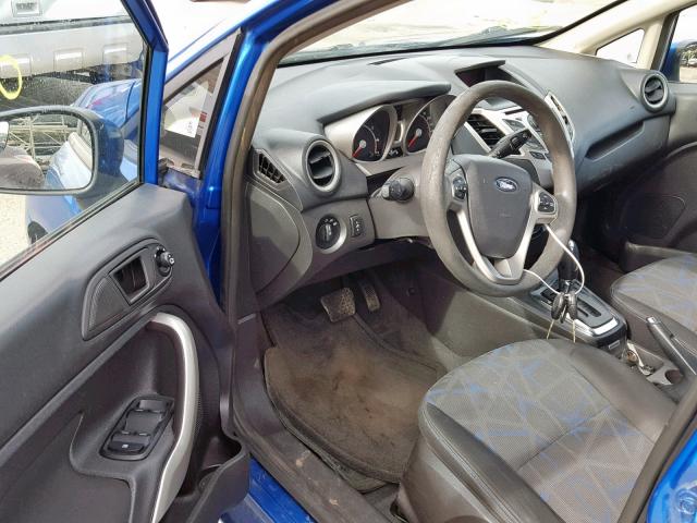 3FADP4BJ1BM231716 - 2011 FORD FIESTA SE BLUE photo 9