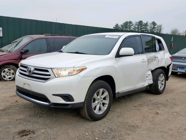 5TDBK3EH1CS172154 - 2012 TOYOTA HIGHLANDER WHITE photo 2