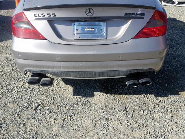 WDDDJ76X66A073006 - 2006 MERCEDES-BENZ CLS 55 AMG GRAY photo 9