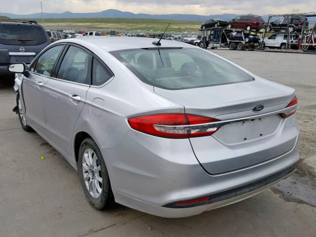 3FA6P0G73HR200834 - 2017 FORD FUSION S SILVER photo 3