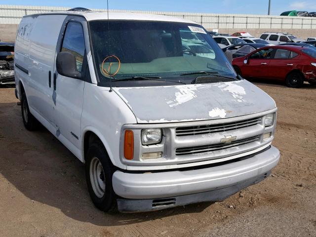 1GCFG15R1Y1213113 - 2000 CHEVROLET EXPRESS G1 WHITE photo 1