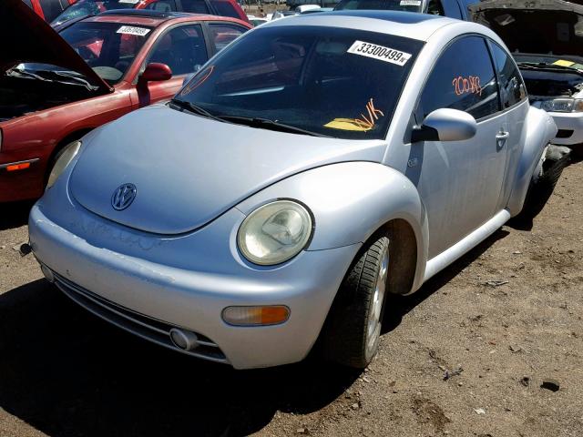 3VWCP21C02M408119 - 2002 VOLKSWAGEN NEW BEETLE Gümüş foto 2