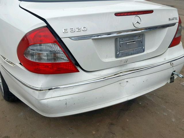 WDBUF22X27B063748 - 2007 MERCEDES-BENZ E 320 CDI WHITE photo 9