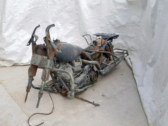 1HD1FCW1X2Y615744 - 2002 HARLEY-DAVIDSON FLHTCUI BLUE photo 2