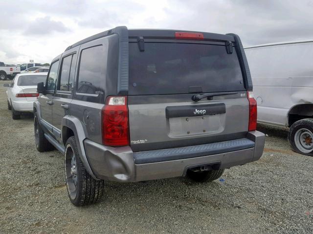 1J8HH48K28C142913 - 2008 JEEP COMMANDER GRAY photo 3