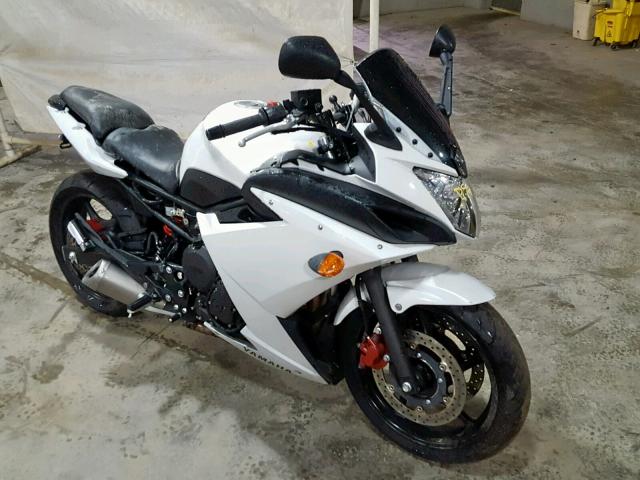 JYARJ18E99A004576 - 2009 YAMAHA FZ6 R WHITE photo 1