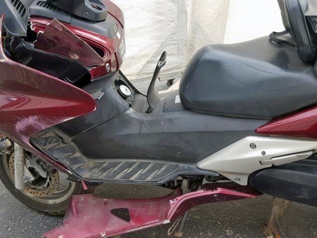 JH2PF01182K001271 - 2002 HONDA FSC600 RED photo 7