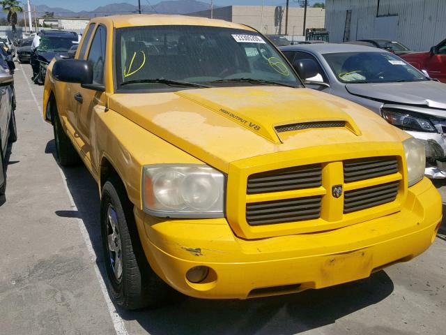 1D7HE42J46S610892 - 2006 DODGE DAKOTA SLT YELLOW photo 1