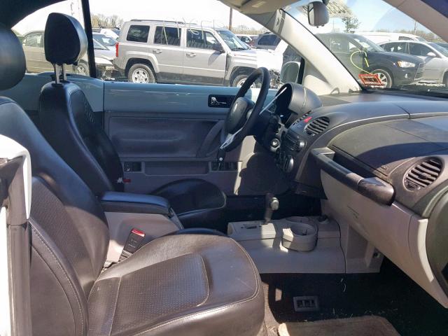 3VWCD31Y45M313142 - 2005 VOLKSWAGEN NEW BEETLE Mavi foto 5